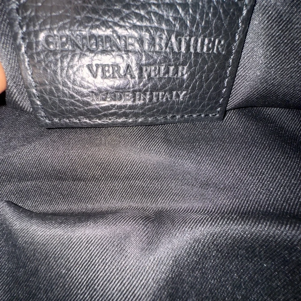 Vera Pelle Classic Black Backpack/ shoulder bag made in Italy NWOT